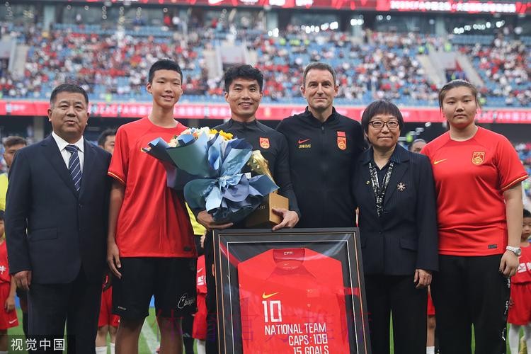 中国队友谊赛4:0击败缅甸队 武磊攻入两球 中国队友谊赛4:0击败缅甸队 武磊攻入两球