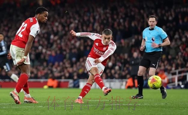 第6季Plus:阿森纳诸神归王座,三大师谈笑斩维拉丨两杆老烟枪 第6季Plus:阿森纳诸神归王座,三大师谈笑斩维拉丨两杆老烟枪